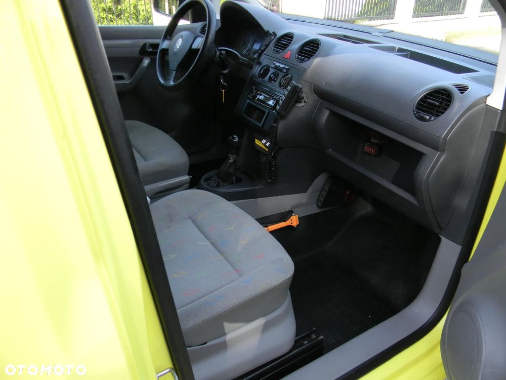 Volkswagen Caddy - 15