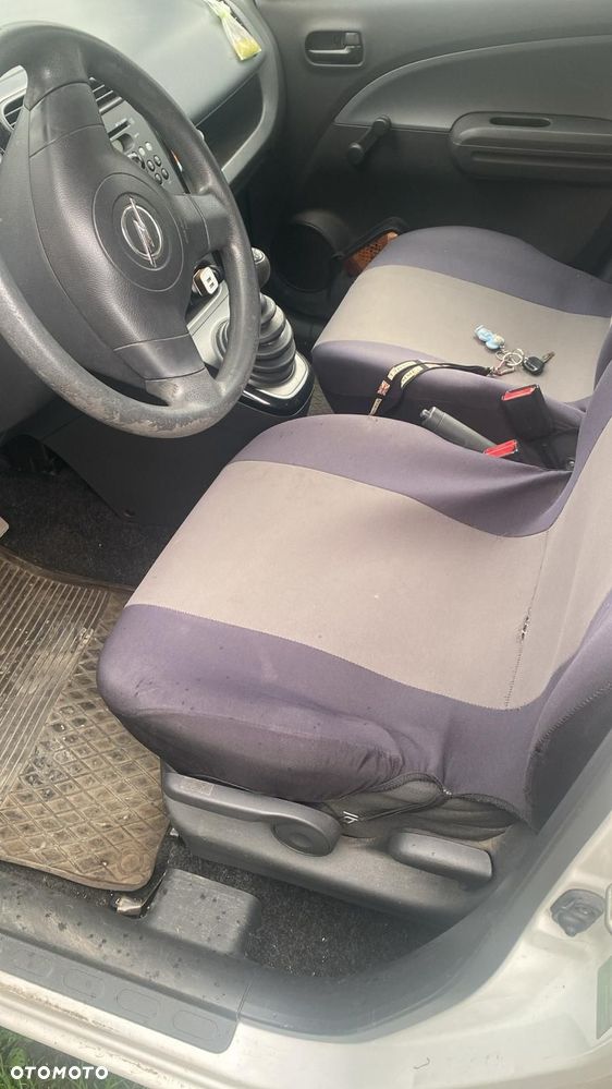 Opel Agila - 6