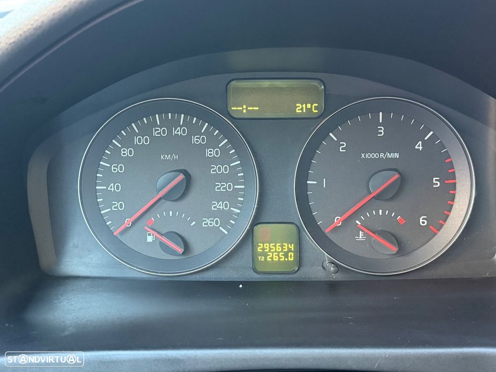 Volvo C30 1.6 D - 11
