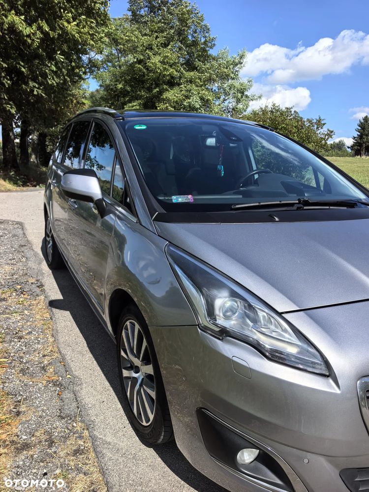 Peugeot 5008 2.0 HDi Premium + - 12