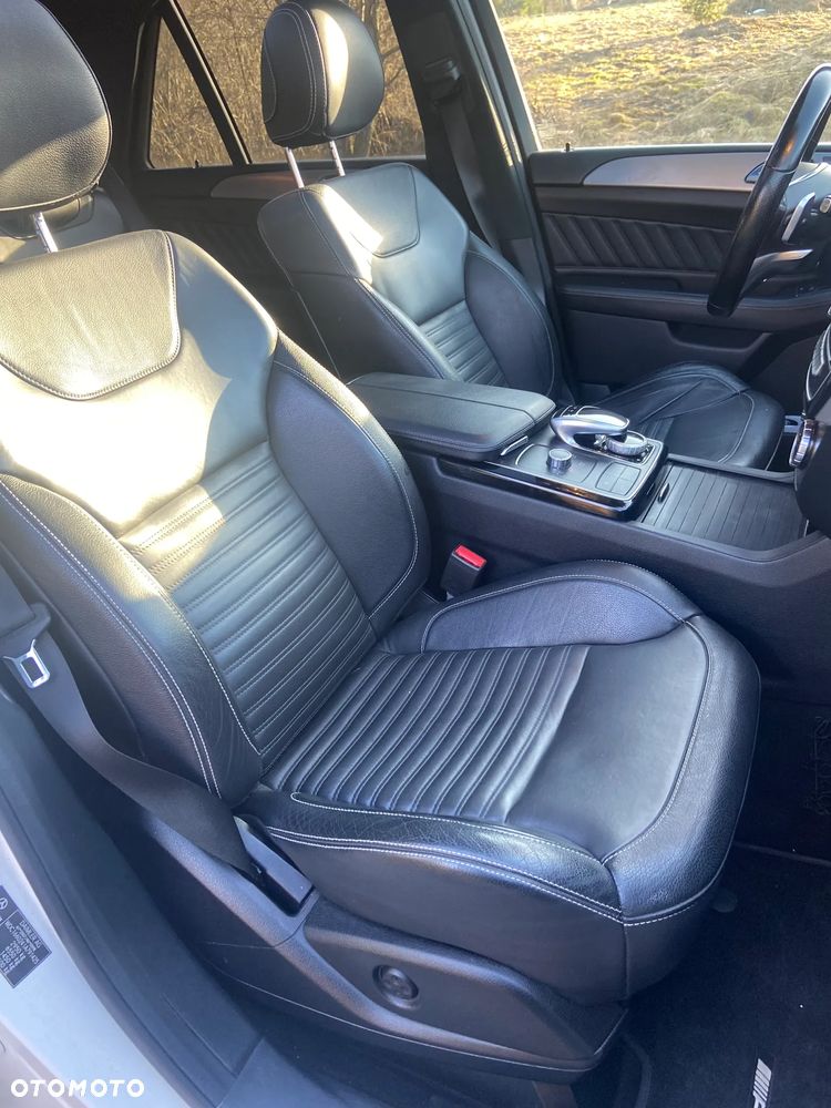 Mercedes-Benz GLE 350 d 4Matic 9G-TRONIC AMG Line - 20