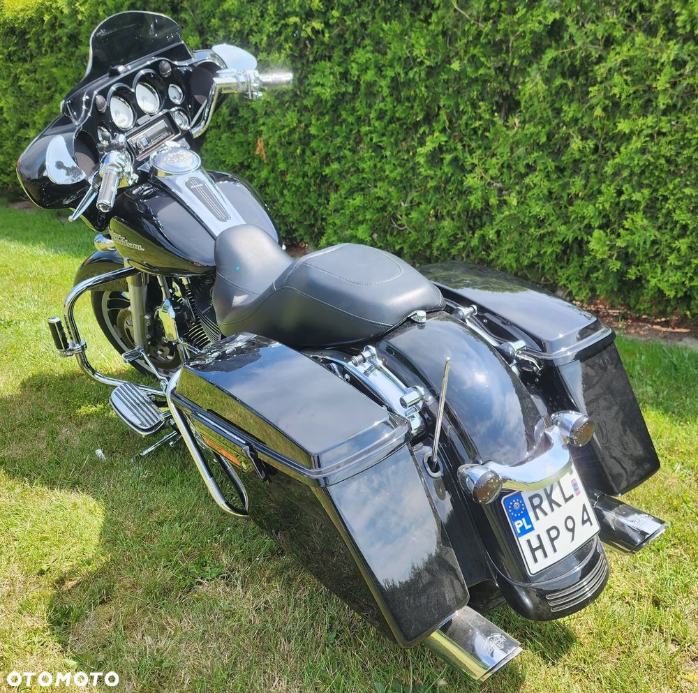 Harley-Davidson Touring Street Glide - 4