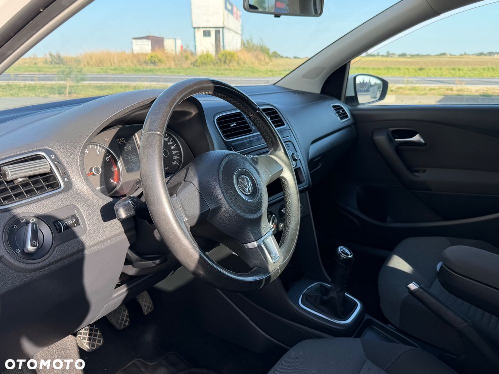 Volkswagen Polo - 30