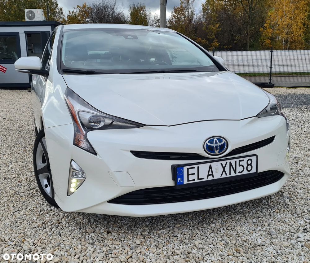 Toyota Prius Hybrid - 20