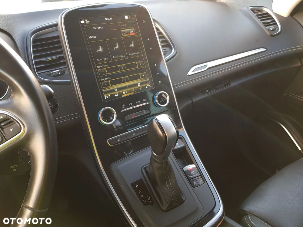 Renault Grand Scenic - 12