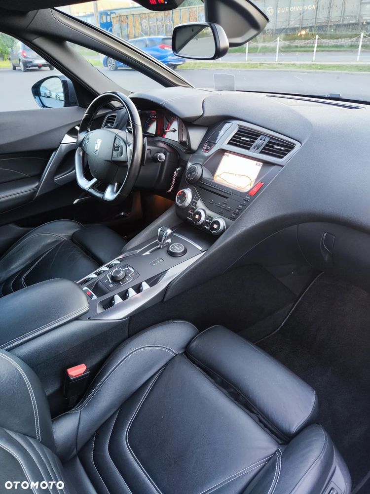 Citroën DS5 2.0 HDi Hybrid4 SoChic MCP - 18