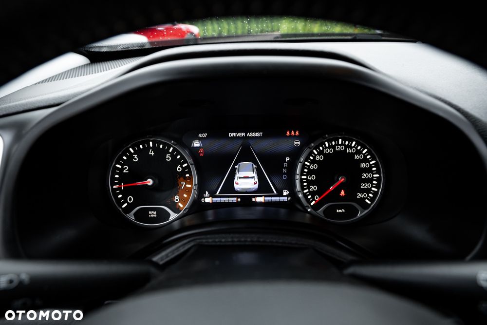 Jeep Renegade 1.4 MultiAir Active Drive Automatik 75th Anniversary - 31