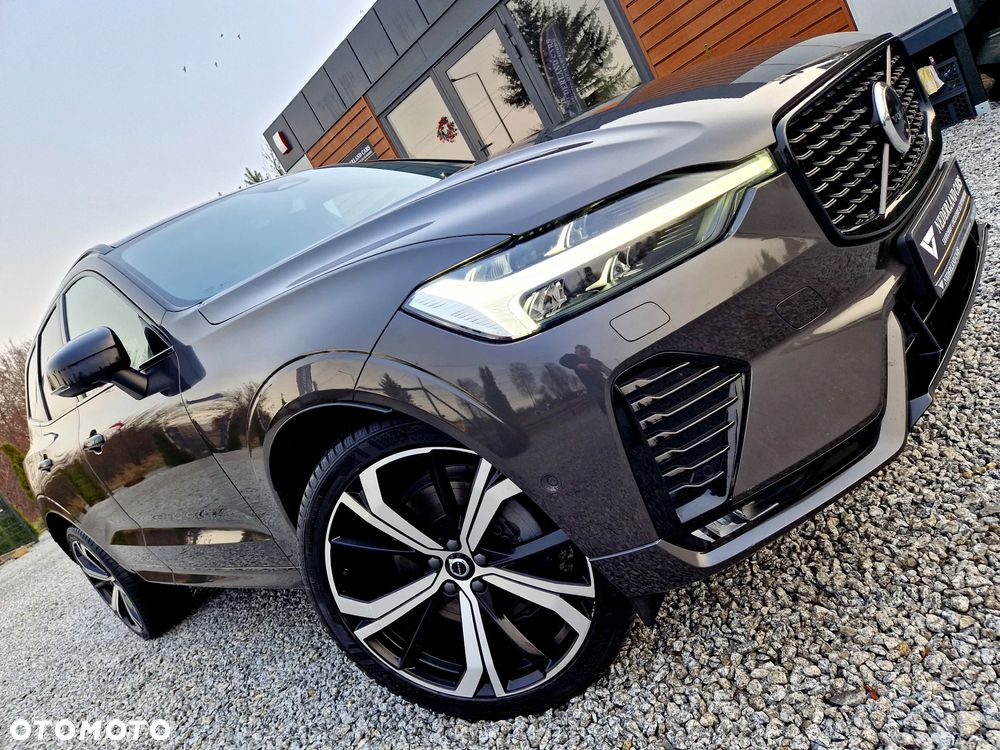 Volvo XC 60 B4 D Plus Dark - 4