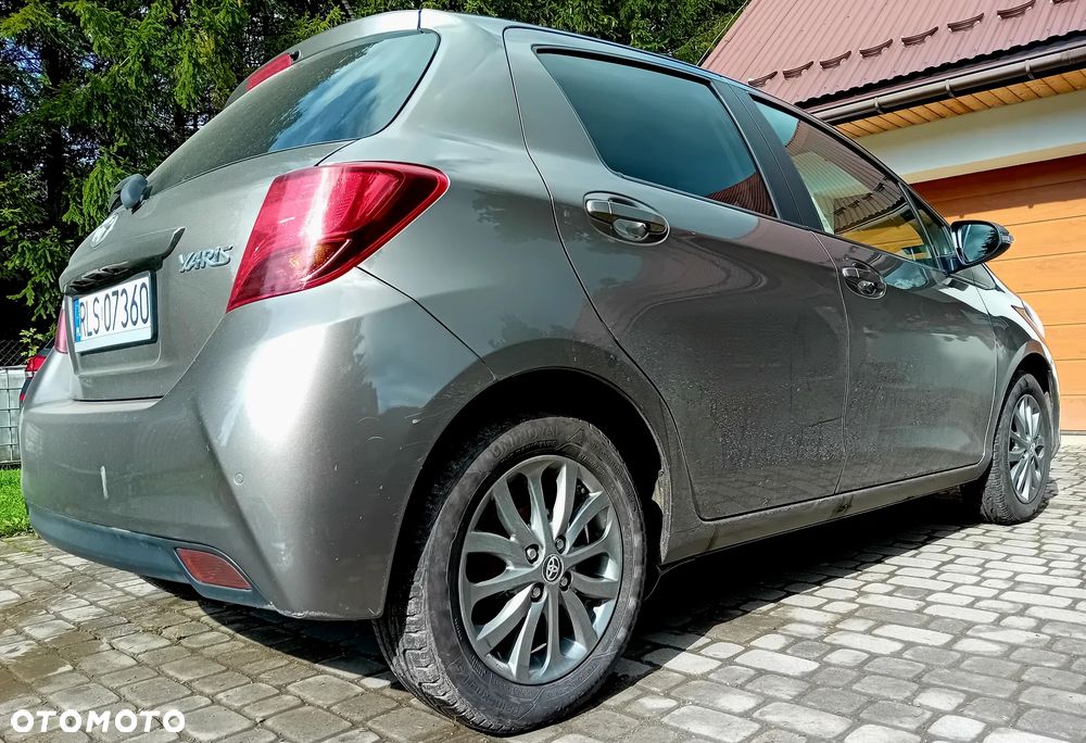 Toyota Yaris 1.33 Selection Passion - 19