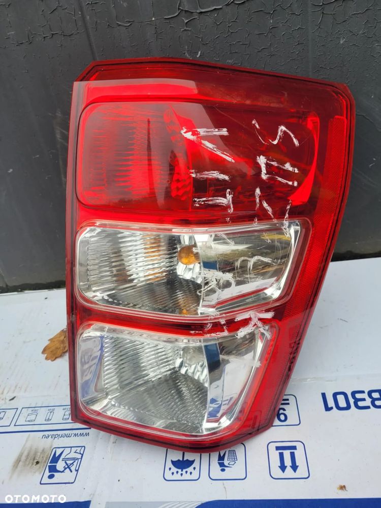 Lampa tylna Suzuki Grand Vitara Prawa - 1