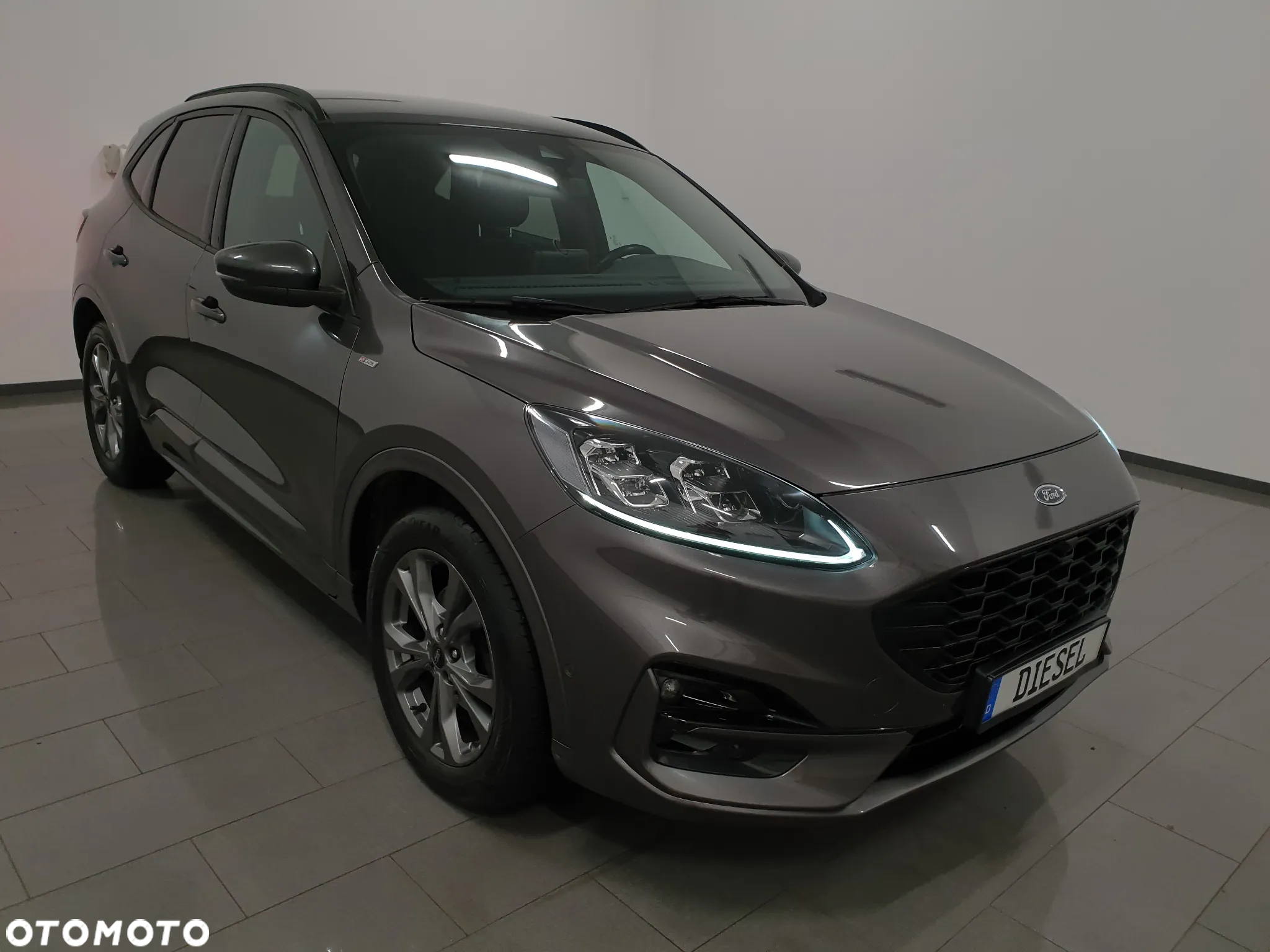 Ford Kuga 2.0 EcoBlue 4x4 ST-LINE - 3