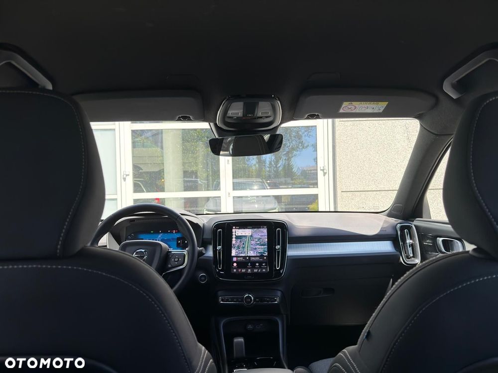 Volvo XC 40 - 33