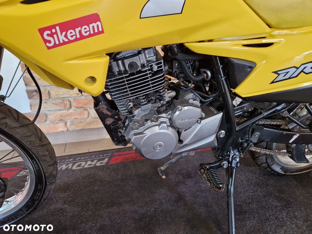 Suzuki DR - 17