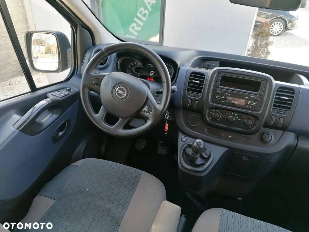 Opel Vivaro L2H1 2.9t Edition - 11