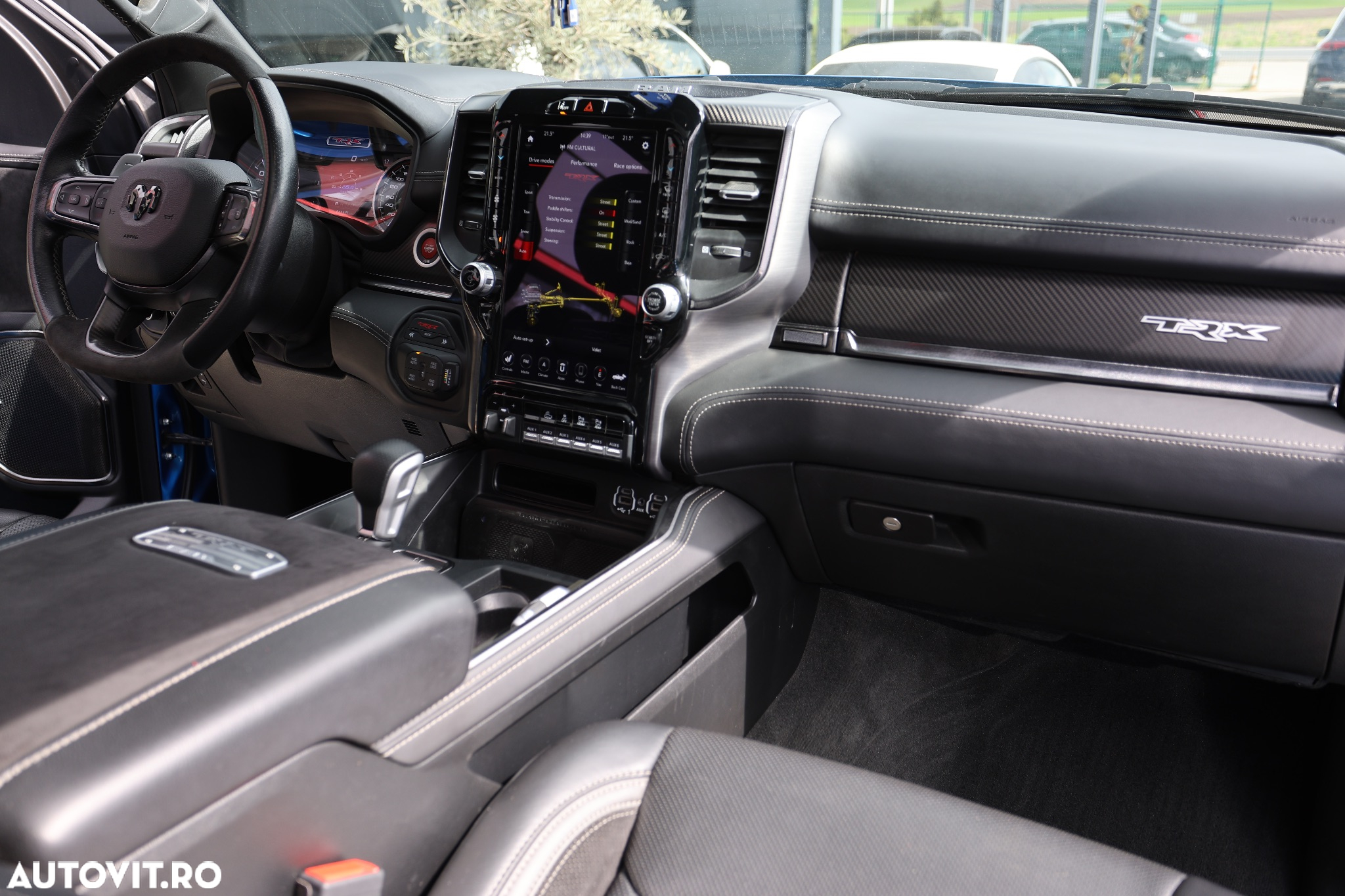 Dodge RAM - 12
