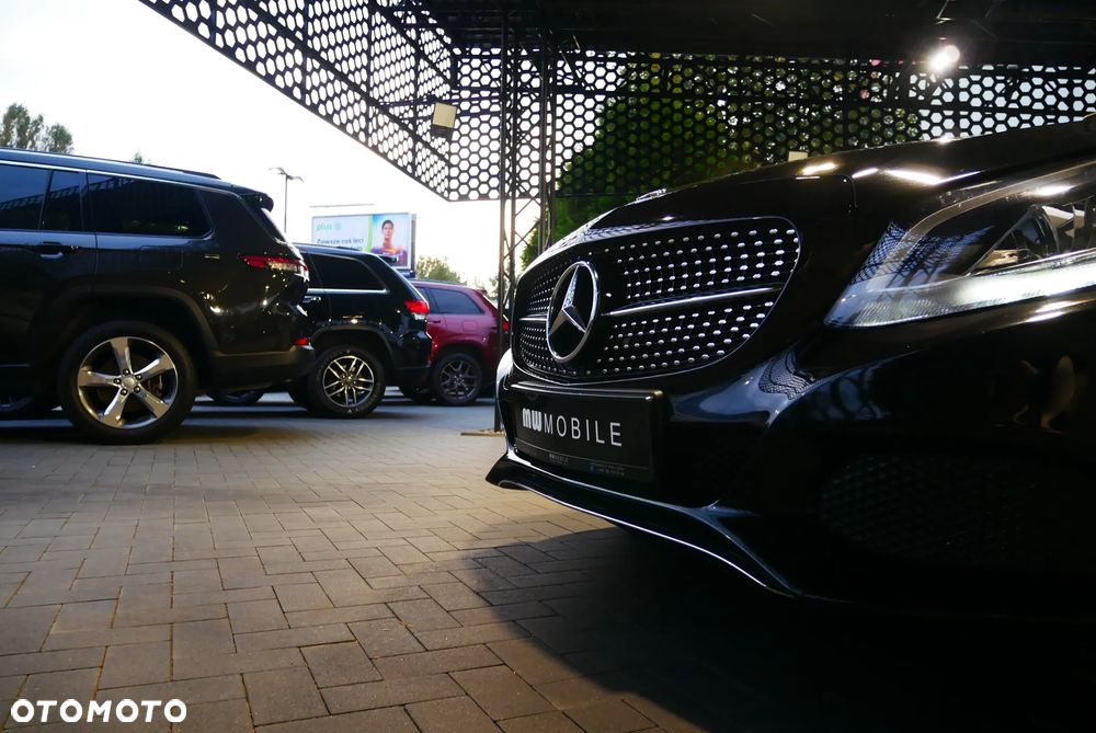 Mercedes-Benz Klasa C 300 7G-TRONIC - 35