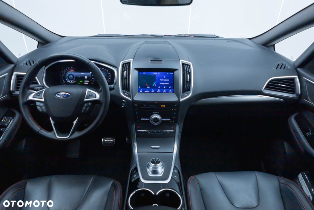 Ford S-Max 2.5 Duratec FHEV (7-Sitzer) ST-LINE - 13