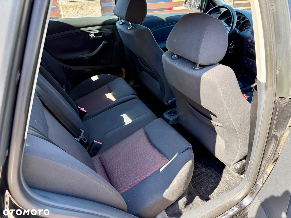 Seat Ibiza 1.4 16V Sport - 12