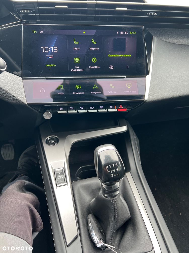 Peugeot 308 1.2 PureTech GPF Allure S&S - 13