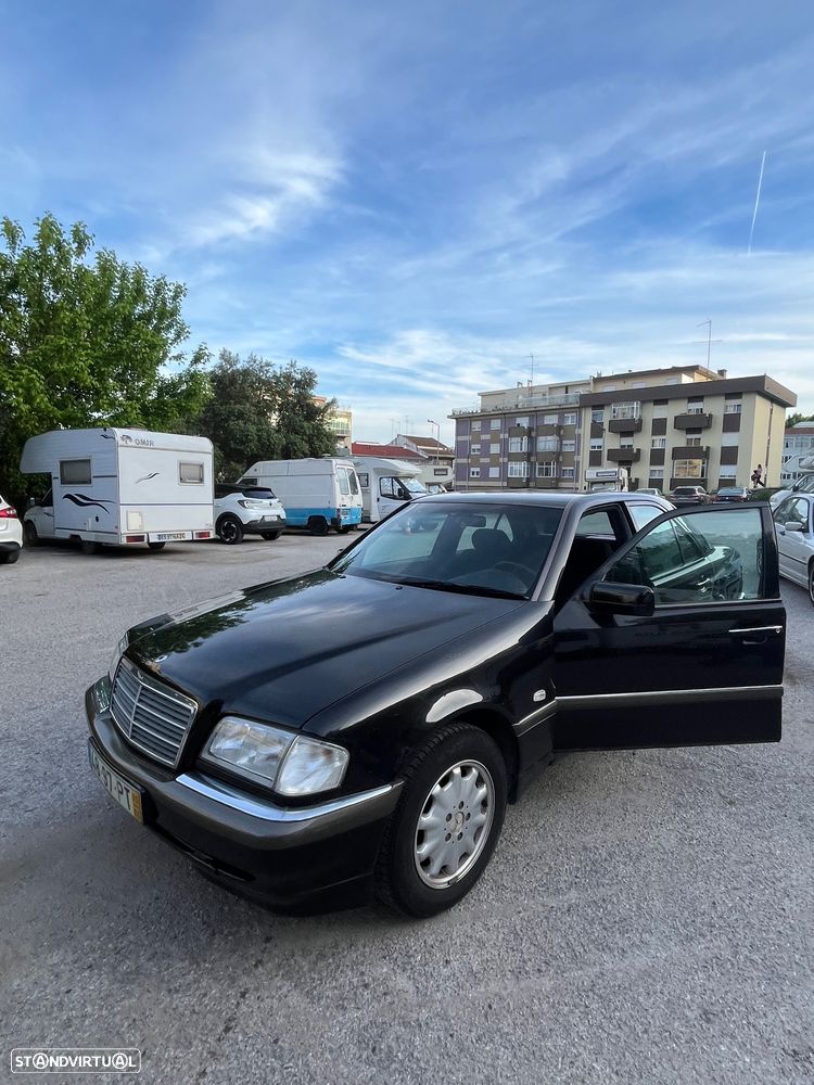 Mercedes-Benz C 180 Elegance - 5