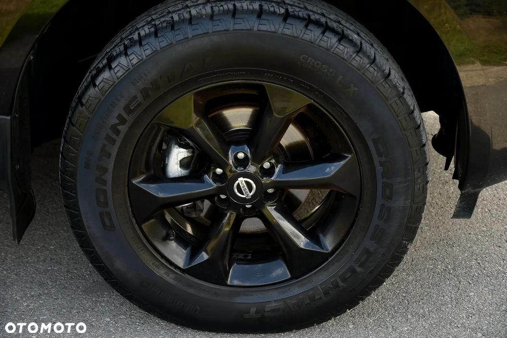 Nissan Navara 2.5 D Platinum - 16