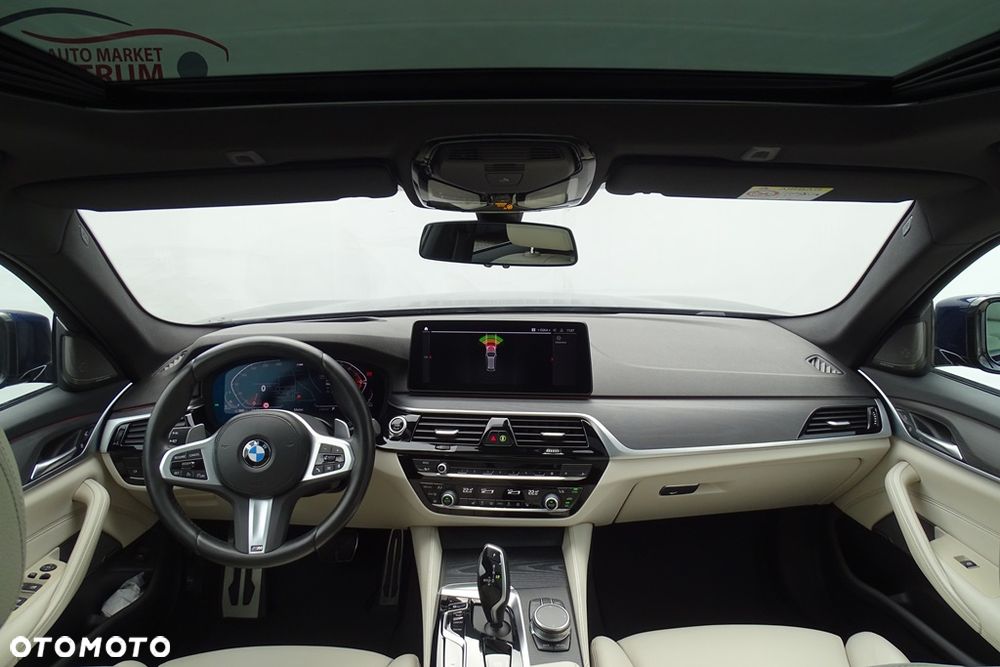 BMW Seria 5 520d M Sport sport - 38