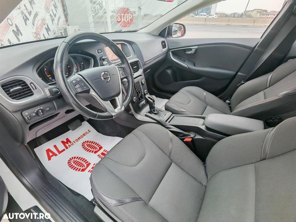 Volvo V40 D2 DRIVe Aut. Momentum - 5