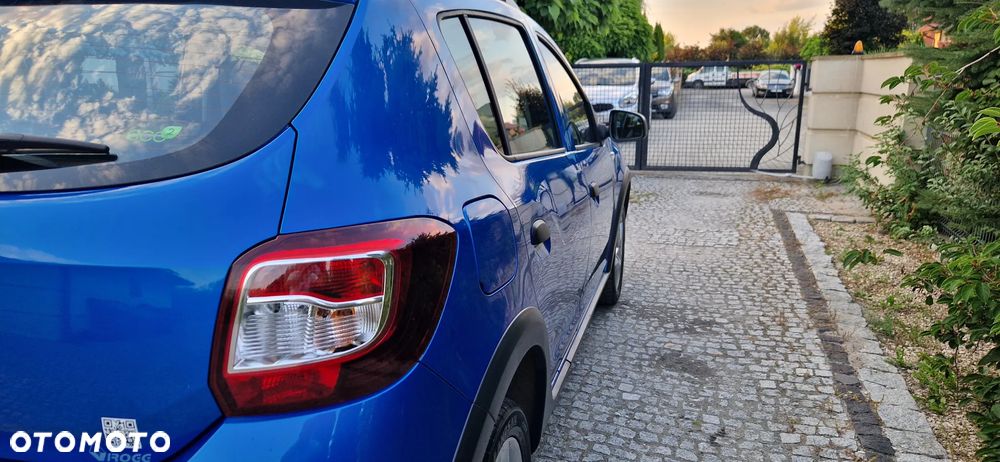 Dacia Sandero TCe 90 Laureate - 37