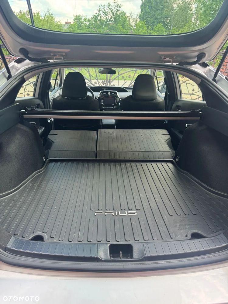 Toyota Prius 1.8 Hybrid Executive - 11