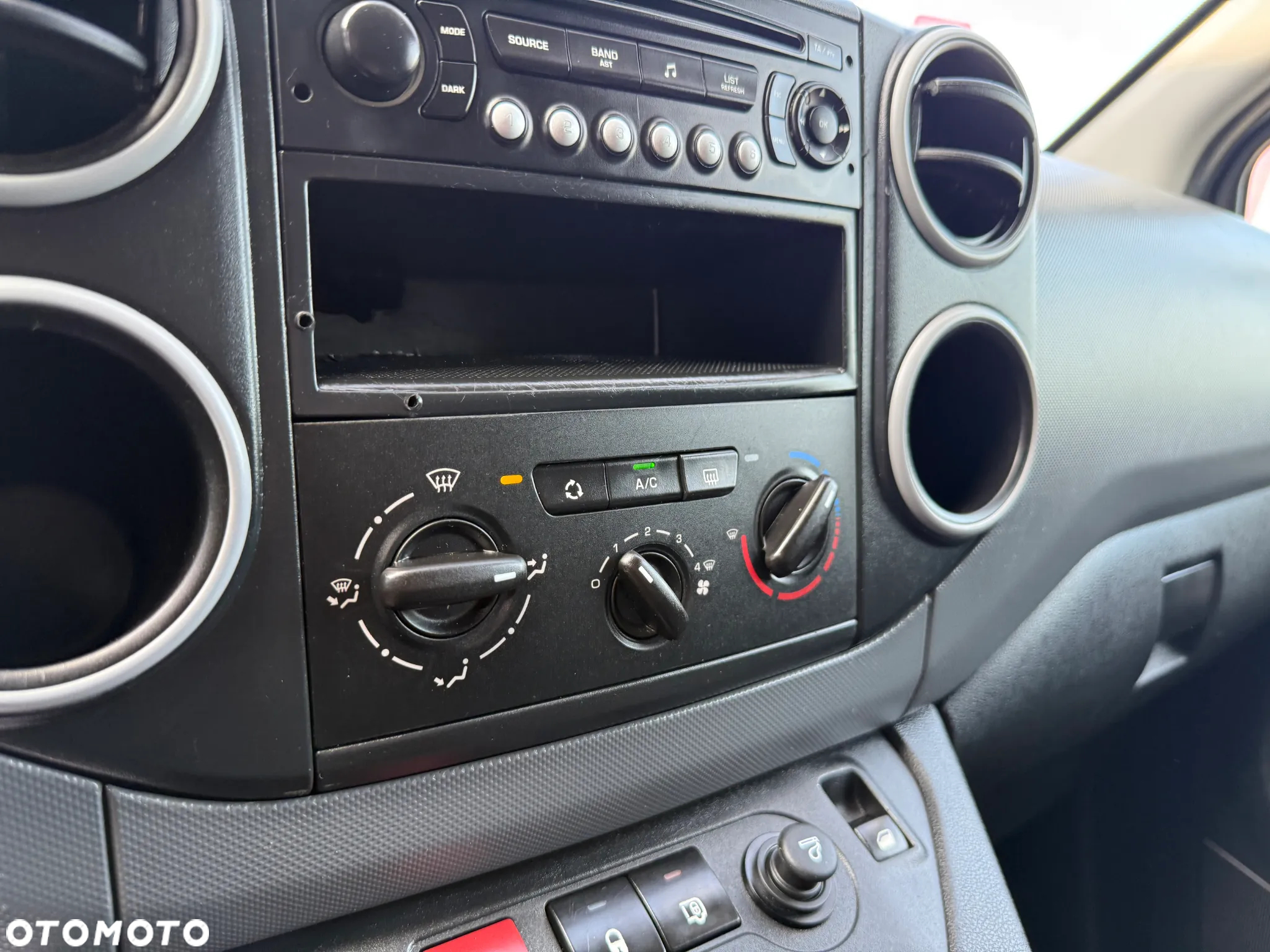 Peugeot Partner LONG Klimatyzacja Centralny Zamek Radio CD - 20