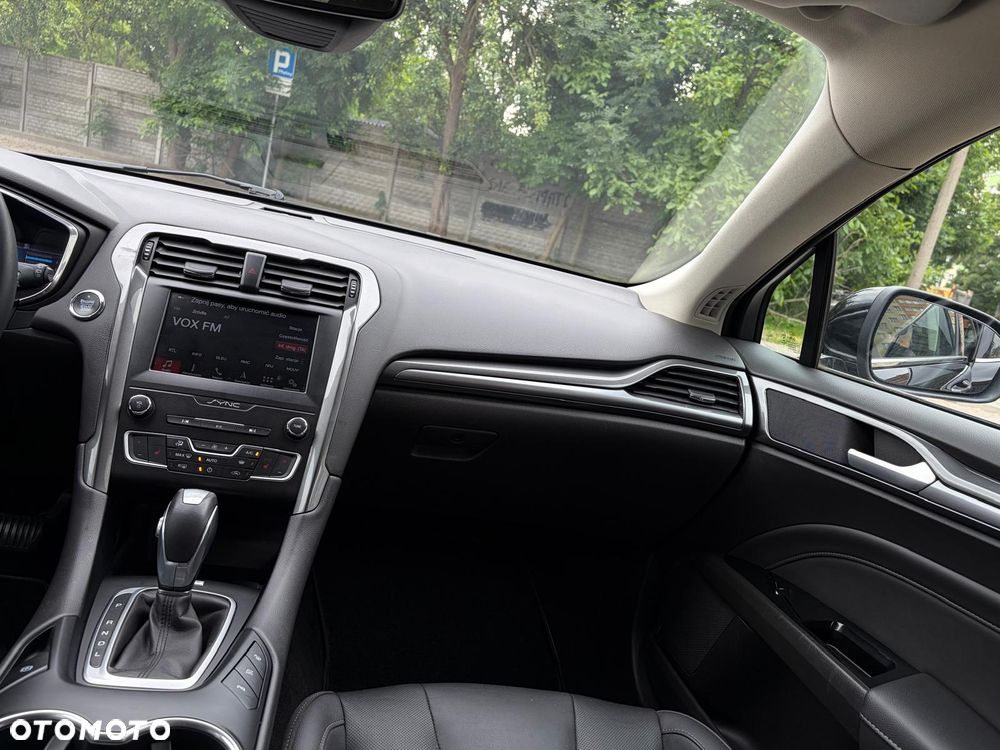Ford Mondeo 2.0 Hybrid Titanium - 20