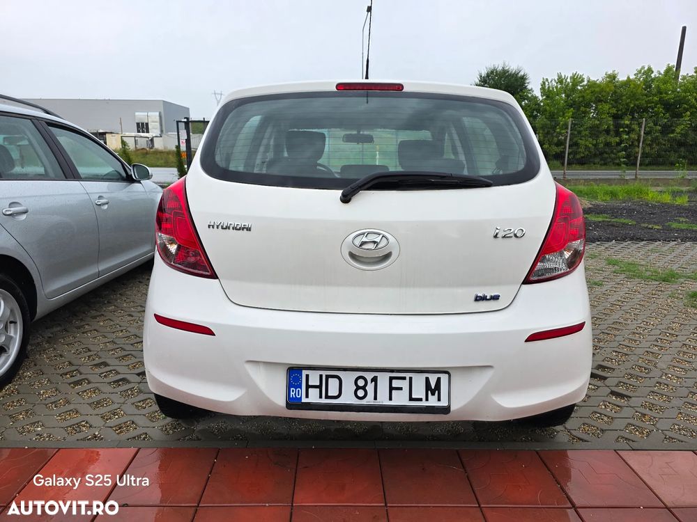 Hyundai i20 1.1 CRDi Comfort+ - 3