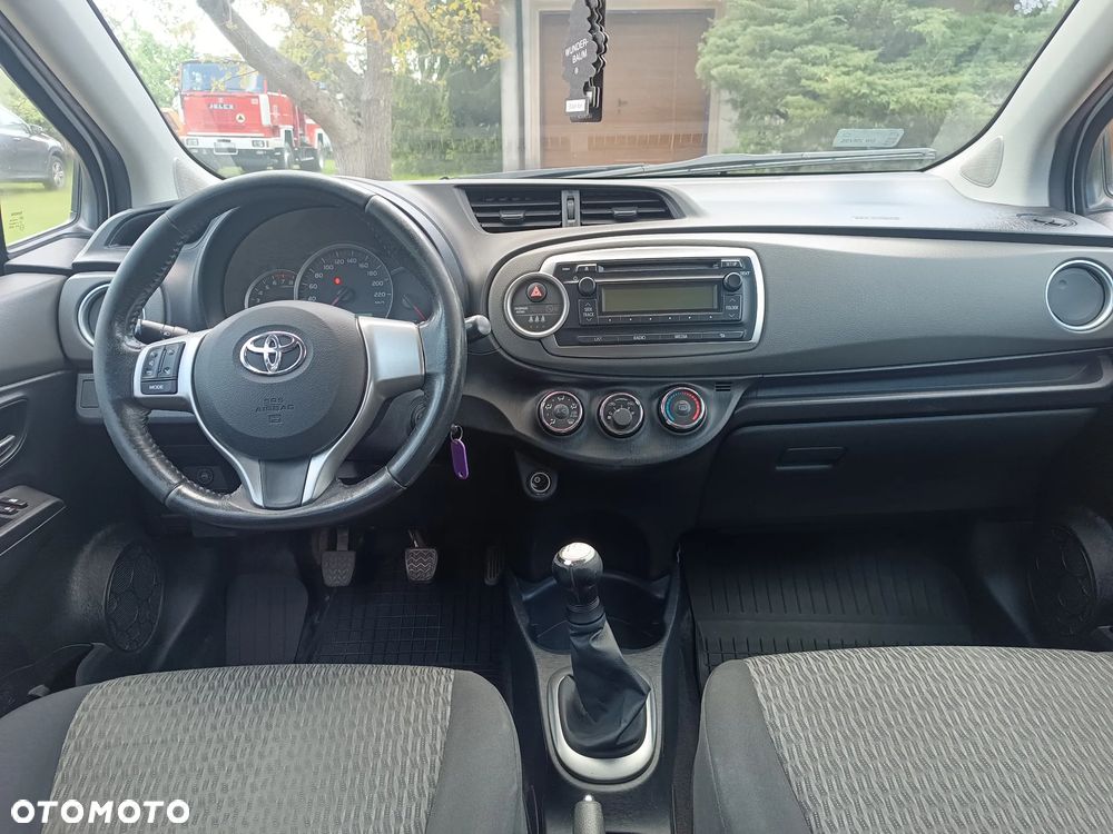 Toyota Yaris 1.0 Active - 26