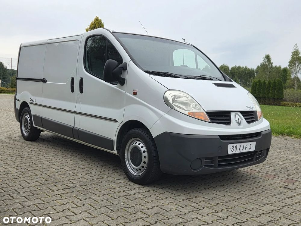 Renault Trafic - 13