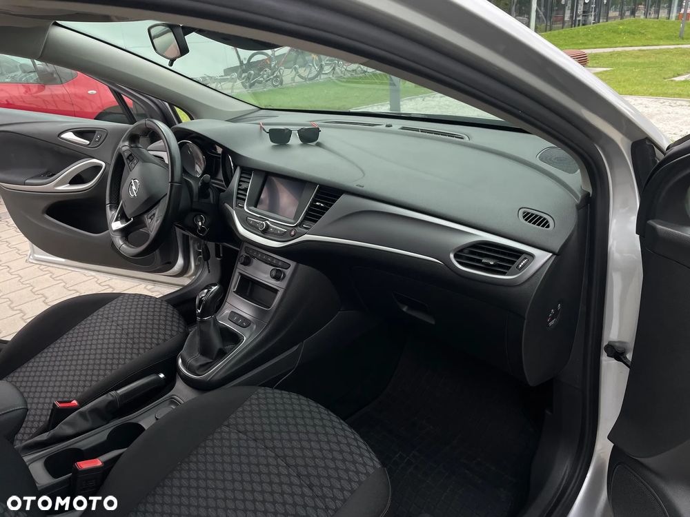 Opel Astra 1.2 T Business Edition S&S - 7