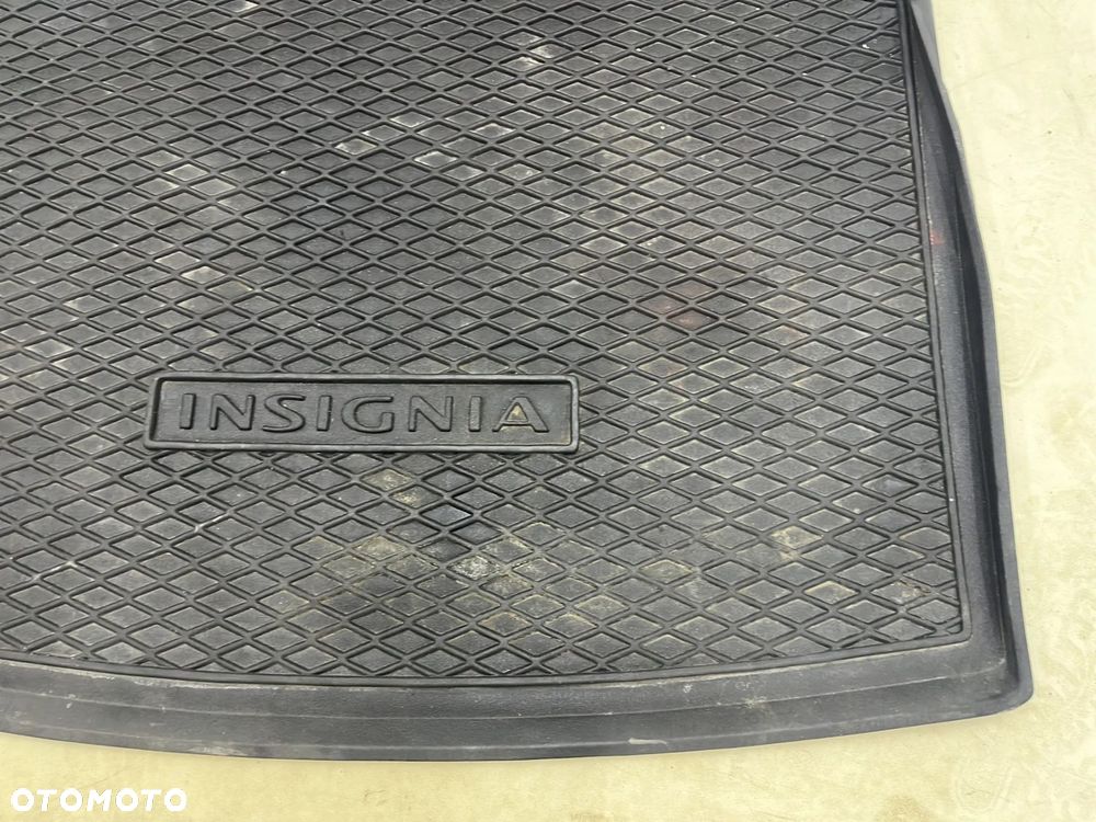 Tapicerka Opel Insignia A kombi 08-17r. wykładzina boczki bagażnika mata dywan osłona progu KOMPLET - 34