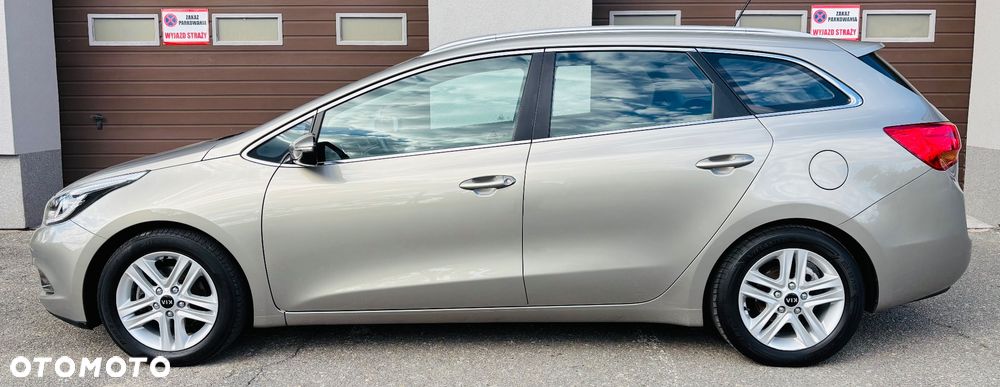 Kia Ceed 1.6 GDI Edition 7 - 9