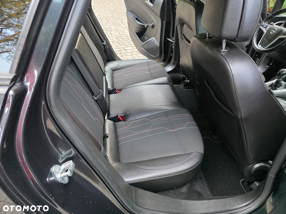 Opel Astra - 18