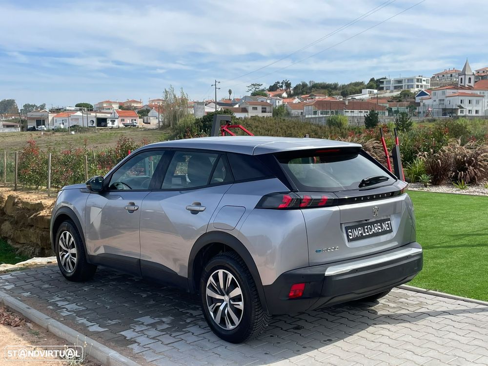 Peugeot e-2008 Active - 13