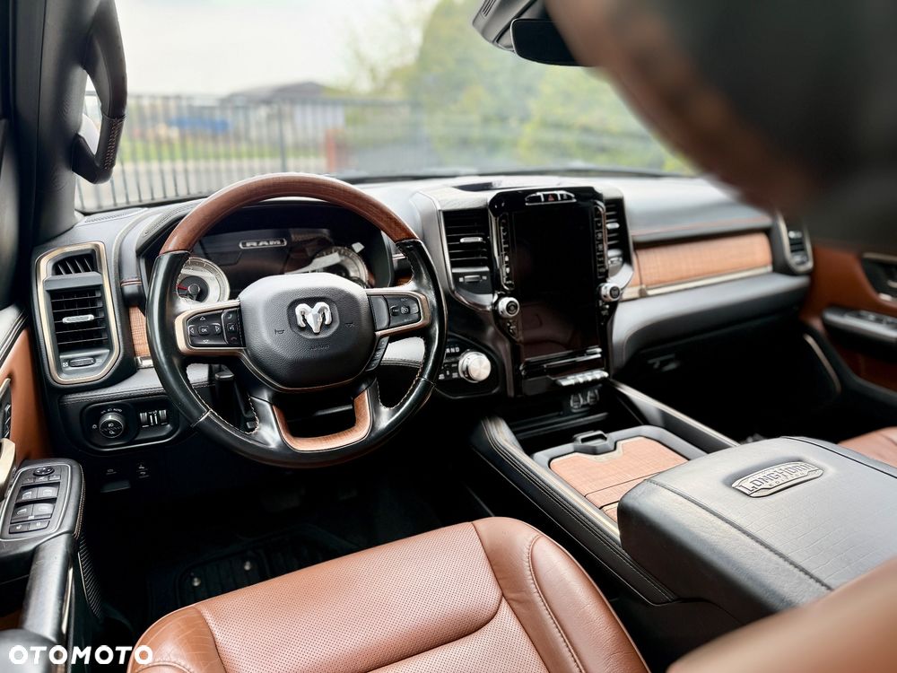 RAM 1500 5.7 Crew Cab Longbed Longhorn Chrome - 19