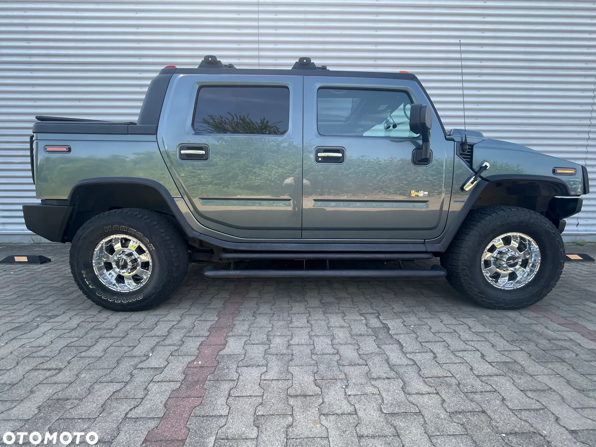 Hummer H2 6.0 V8 - 19