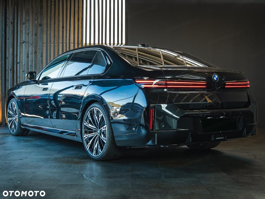 BMW Seria 7 - 2