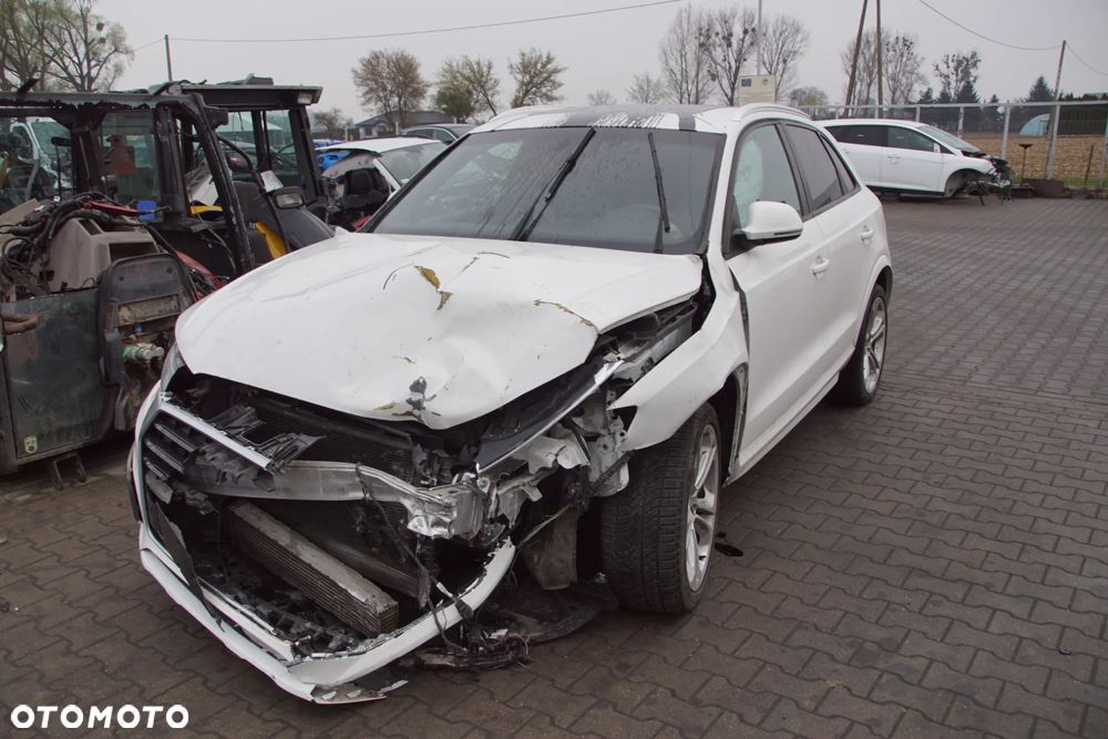 Auto na części - Audi Q3 I 8U Lift 2.0 TFSI 200 KM CCTA SGV LB9A 2017R Silnik Skrzynia Drzwi Klapa Błotnik Zderzak Lampa Lusterko Klamka Szyba Deska Kokpit Sterownik Moduł Czujnik Licznik Wyświetlacz Panel Kierownica - 1