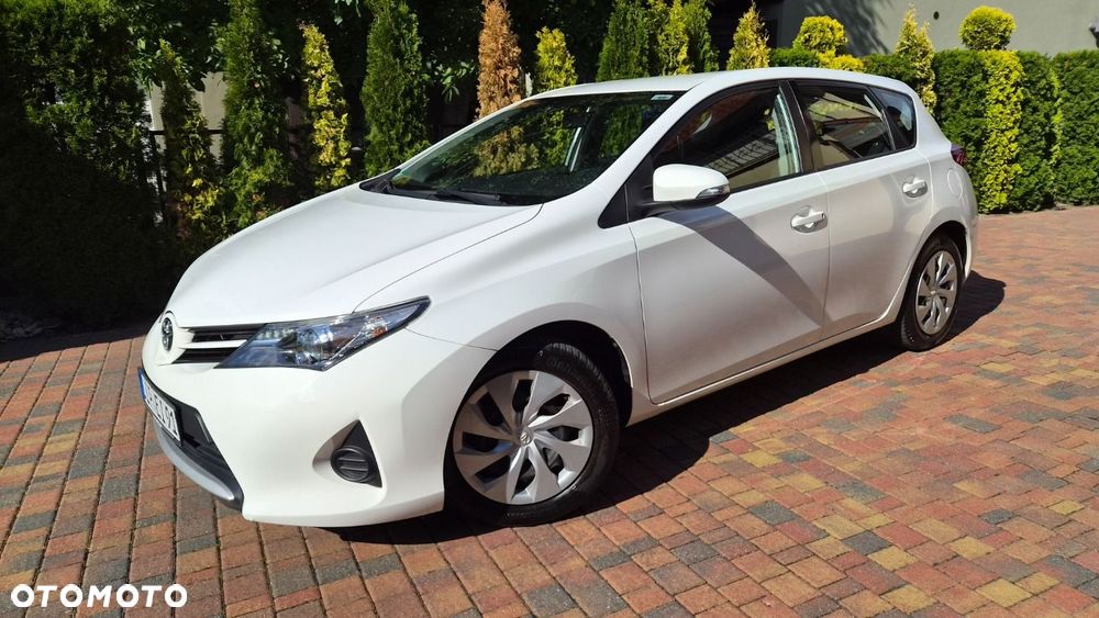 Toyota Auris 1.33 VVT-i Terra - 3