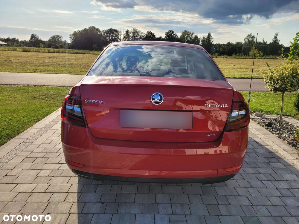Skoda Octavia 2.0 TDI SCR 4x4 Style DSG - 11