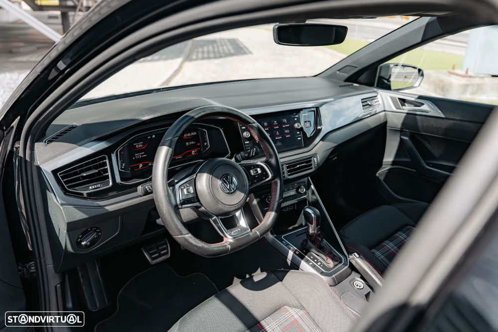 VW Polo 2.0 TSI GTI DSG - 19