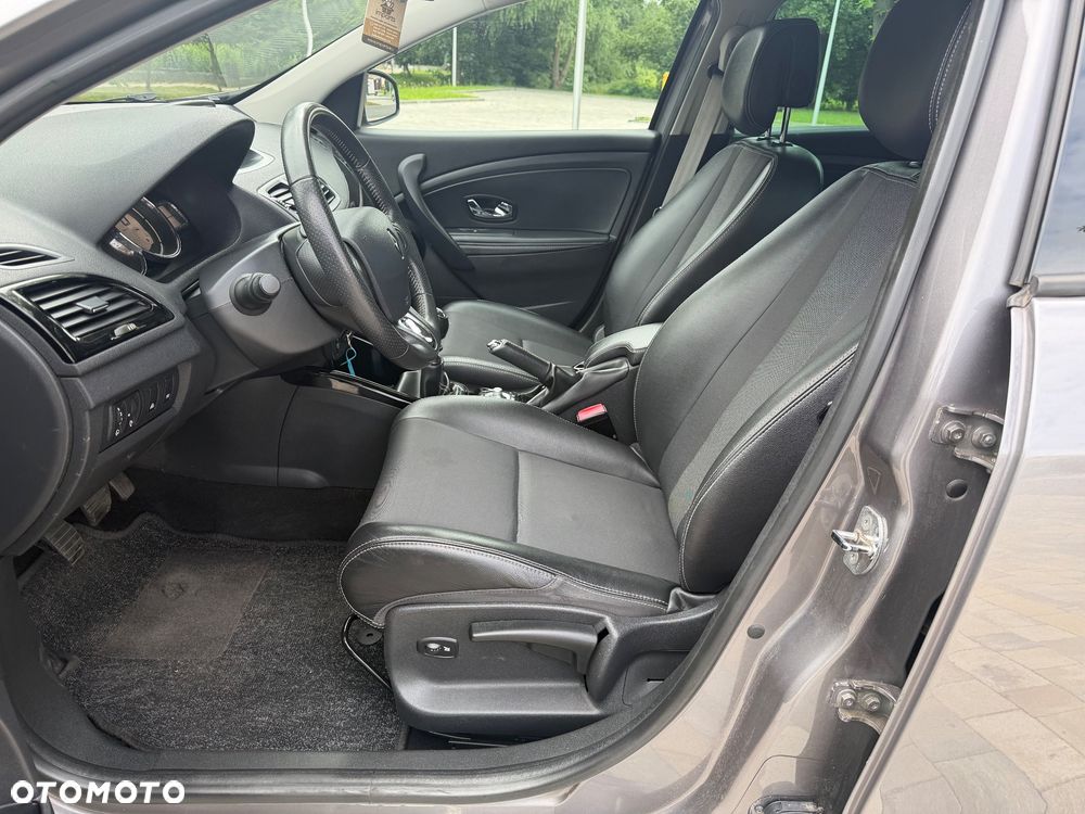 Renault Megane ENERGY TCe 115 Start & Stop Bose Edition - 12