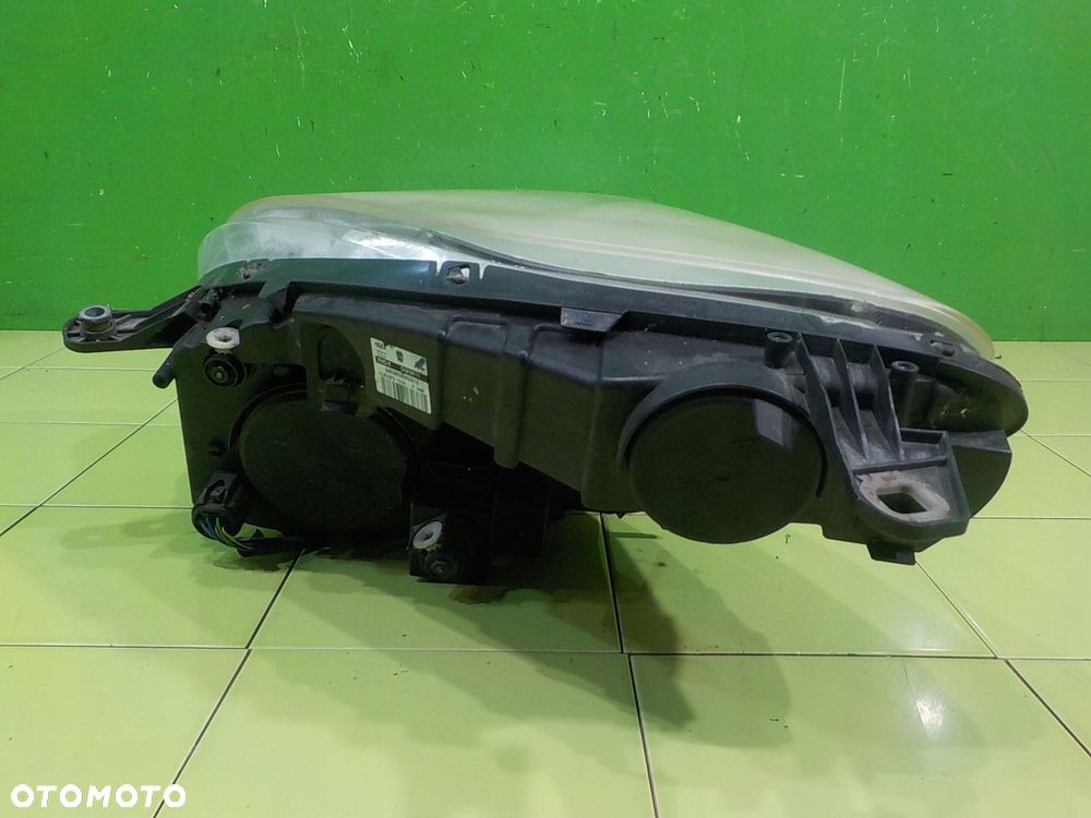 FIAT DOBLO II 1.3 M-JET 12r lampa prawa przod 51818111 - 3