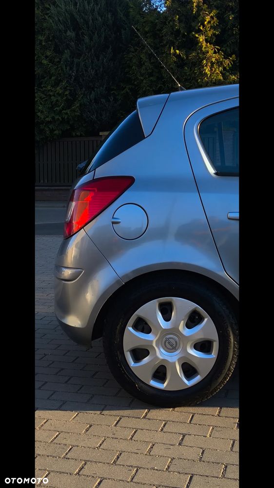 Opel Corsa - 19