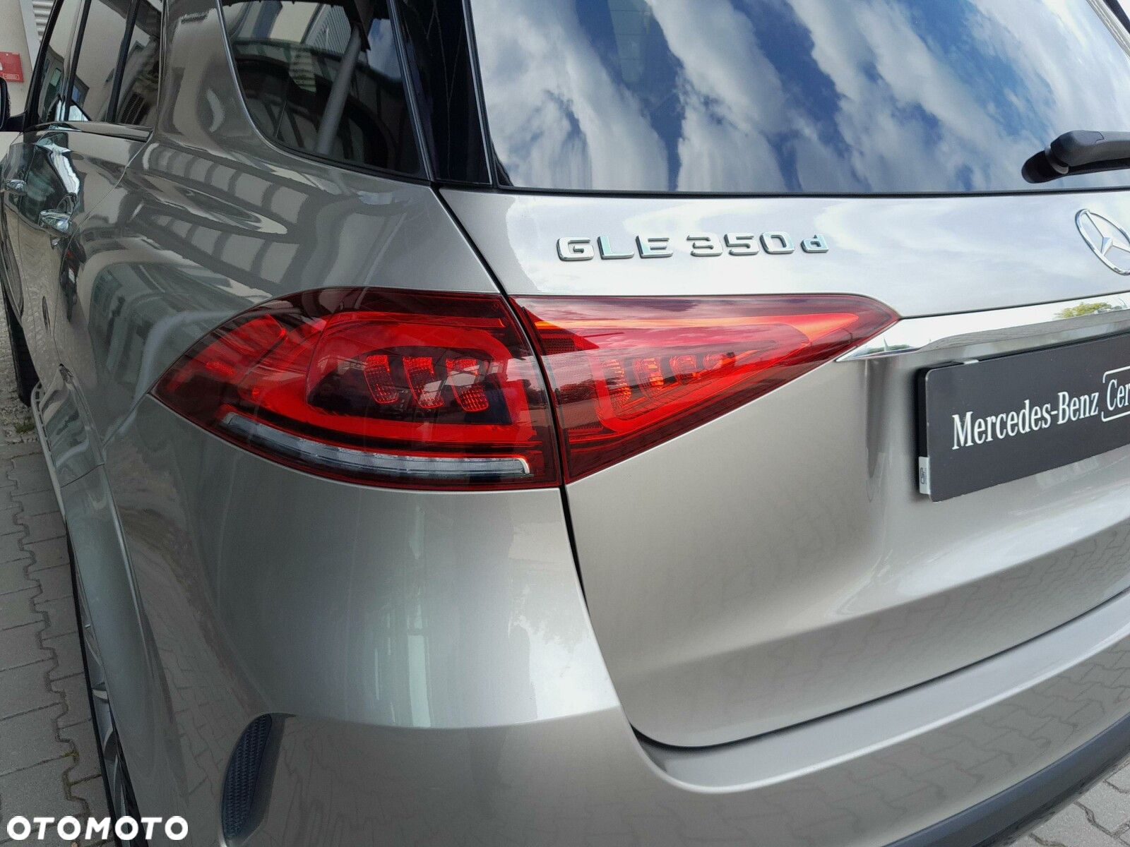 Mercedes-Benz GLE 350 d 4-Matic - 12